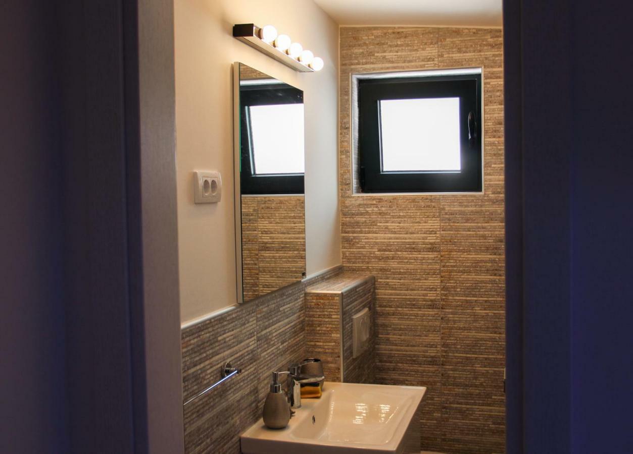 Apartments Tramonto Tivat Luaran gambar