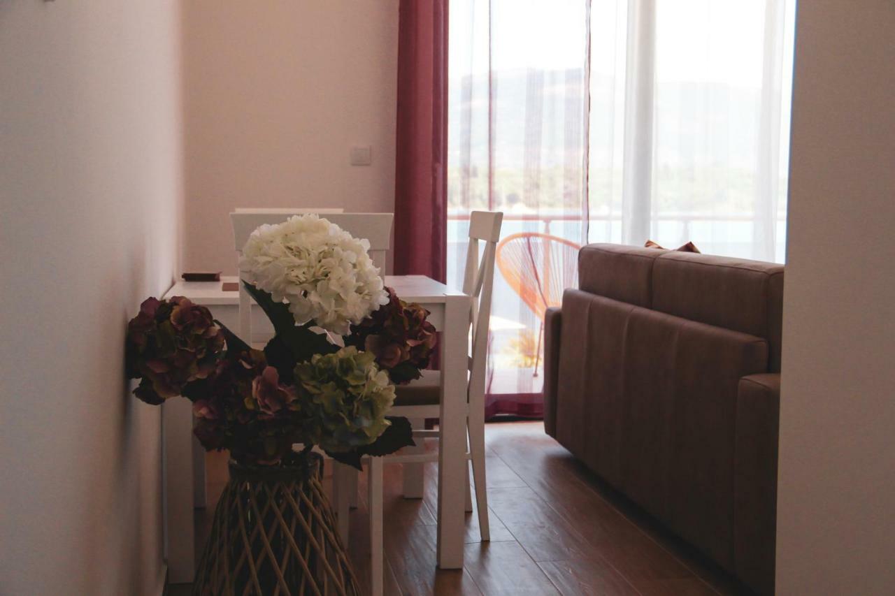 Apartments Tramonto Tivat Luaran gambar