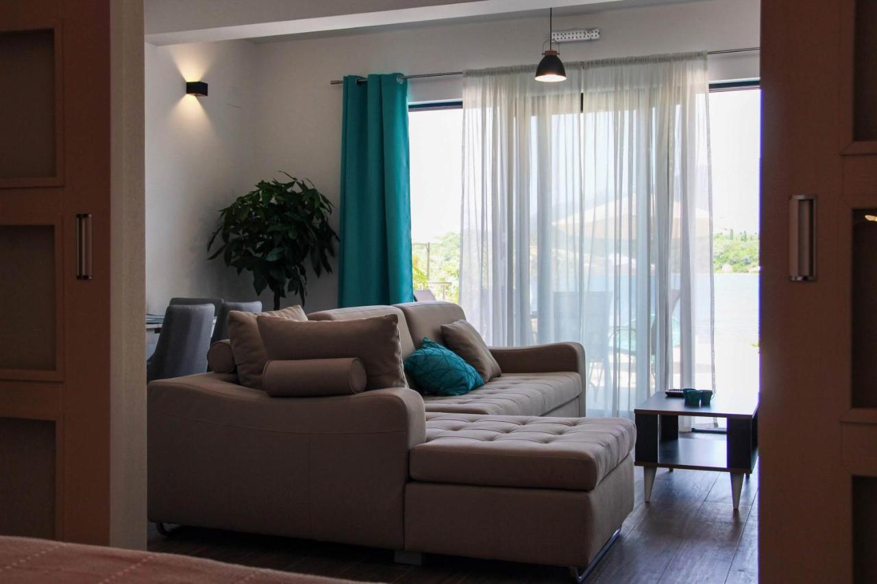 Apartments Tramonto Tivat Luaran gambar