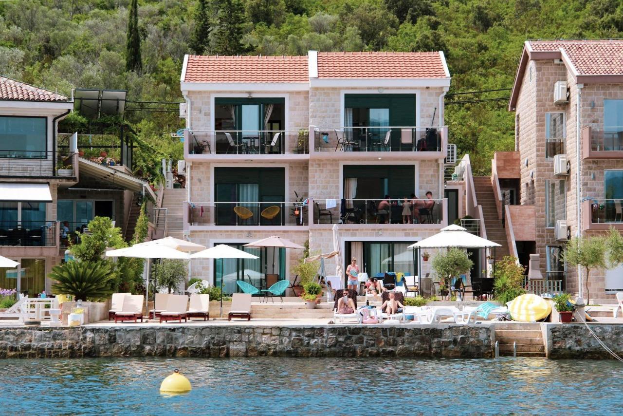 Apartments Tramonto Tivat Luaran gambar