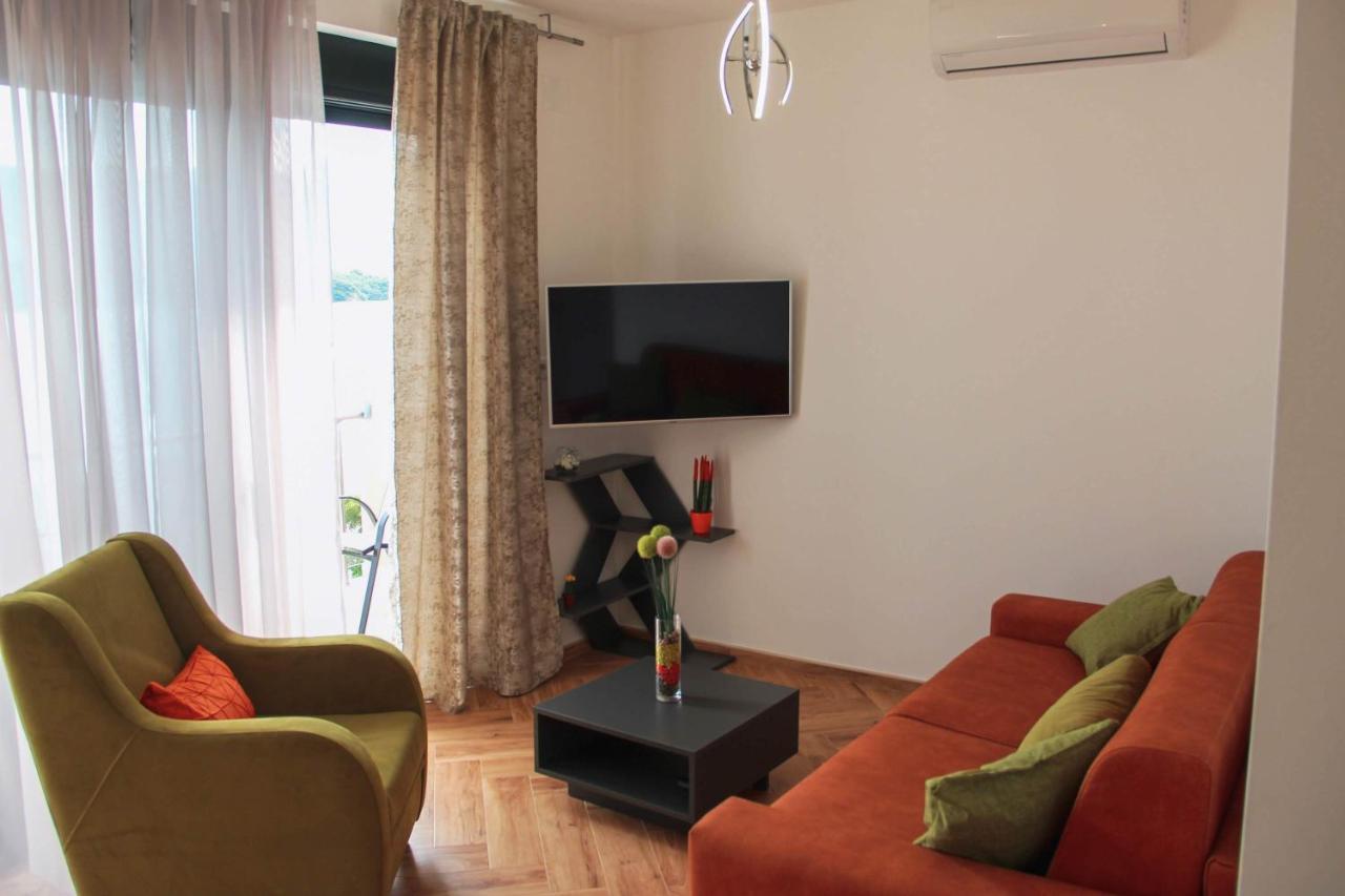 Apartments Tramonto Tivat Luaran gambar